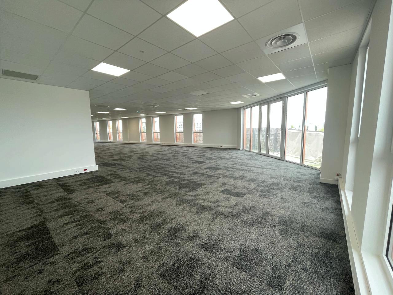 Bureau Villeneuve-d'Ascq 527m² Location bureau Villeneuve-d'Ascq Nord OLBUR2531804 5